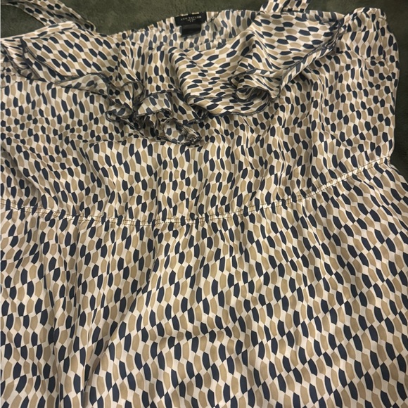 Ann Taylor Geometric Sleeveless Blouse - Picture 10 of 14